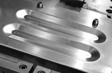 金属型イメージ